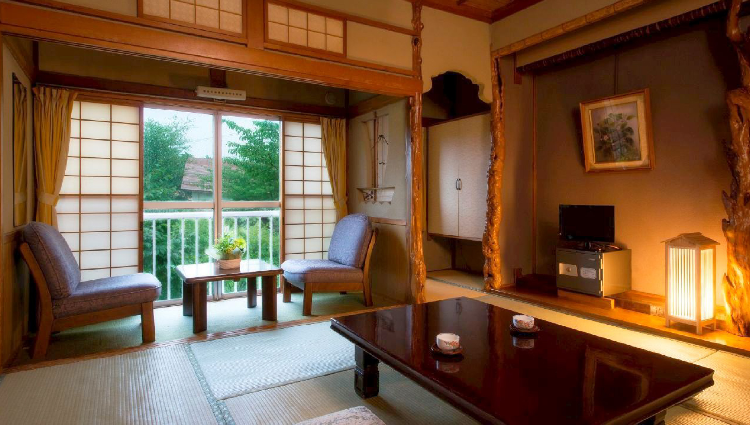 和室8畳お二人様からグループ向け（トイレ付）